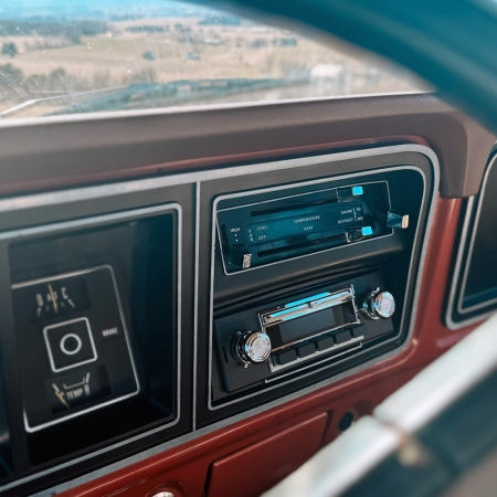 RETROSOUND DAB+ Autoradio im Design Liberty